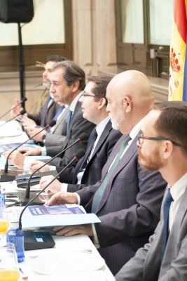 El Banco de España presentó en Las Palmas de Gran Canaria sus proyecciones para la economía española, contando con la colaboración de la Cámara 