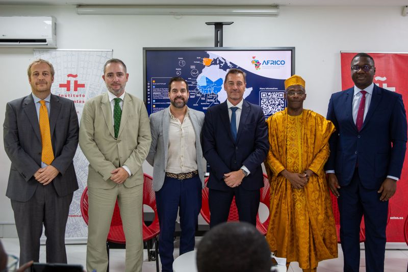 El Instituto Cervantes de Dakar acoge una mesa debate sobre AFRICO