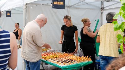 La Cámara colabora con el Cabildo en la dinamización de la Zona Comercial Abierta de San Gregorio con una nueva edición de 'Noches que Saben a Telde'