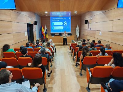 Autónomos y emprendedores acuden a la Cámara de Comercio para conocer las claves de la Cuota Cero