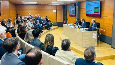 La Cámara recibe al ministro de Equipamiento y Transportes de Mauritania para reforzar la cooperación económica