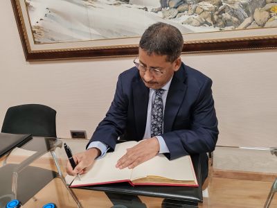 La Cámara recibe al ministro de Equipamiento y Transportes de Mauritania para reforzar la cooperación económica