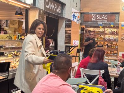 La Cámara de Comercio de Gran Canaria participa en la campaña navideña de impulso al producto local en el Mercado de Vegueta