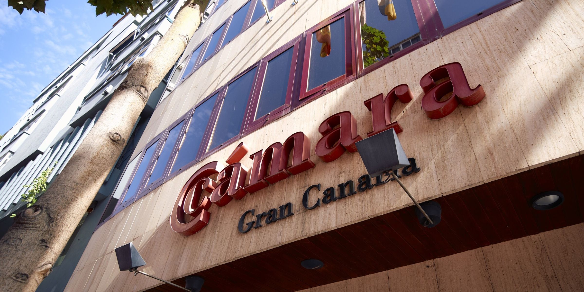 Fachada Cámara Gran Canaria