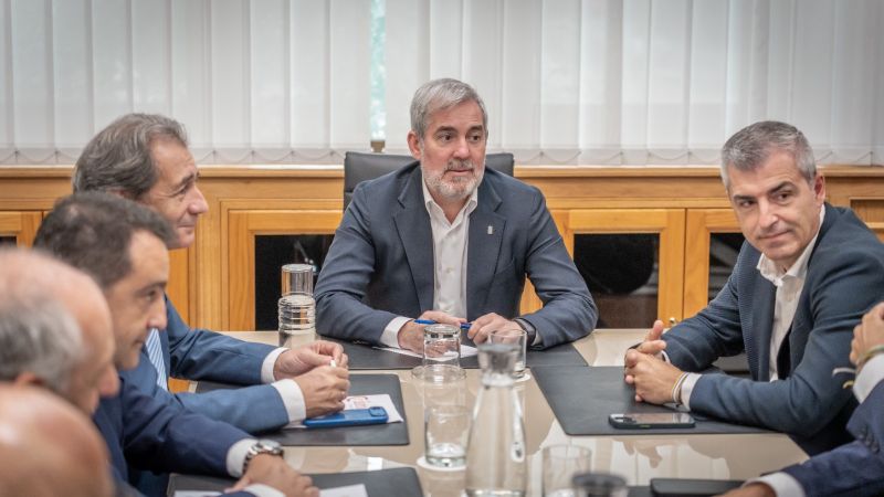 Canarias respalda la iniciativa de las Cámaras de Comercio para crear una red de cámaras de las RUP