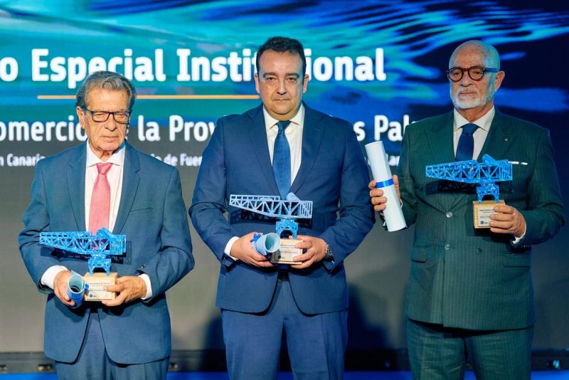 Las Cámaras de Comercio de Gran Canaria, Lanzarote y La Graciosa, y Fuerteventura reciben el Premio Especial Institucional en los Premios Puertos de Las Palmas 2025